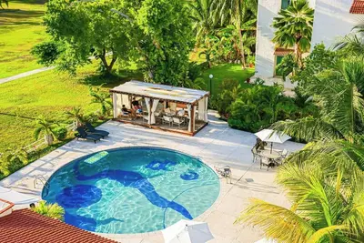 Cozy Apartment in Cancun, Hotel Zone!