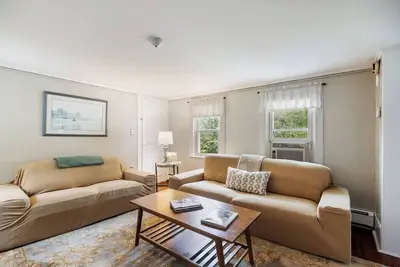 Image de Great Space to be Together and Spread out