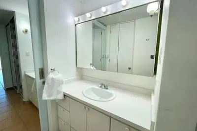 Vereda del Mar by the Sea