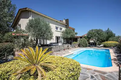 Image de Catlove - Piscine Privée