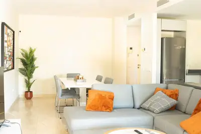 Image de Appartement 'Ameena Bajo Moderno' avec Piscine Commune, Wi-Fi et Climatisation