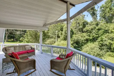 Image de Quiet Living Near Barren River Lake: Spacious Home