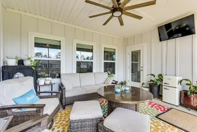 Image de Pet-Friendly Pensacola Home w/ Fenced Backyard