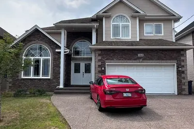 Image de Charming 4-bedroom Townhouse