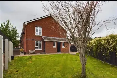 Image de Wonderful 4-bedroom house in Newry Central