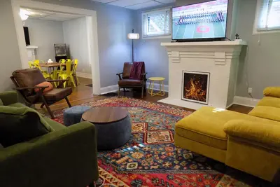 Image de Lady Pilot, Old North Columbus - Lovely 3-bedroom home, steps to Osu!