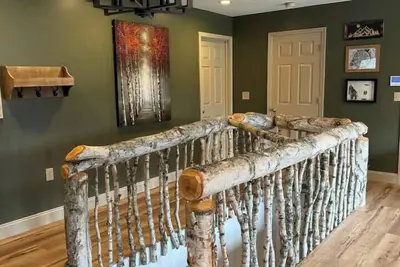 Image de Lumberjack's luxury lair