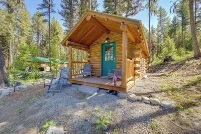 Image de McGregor Lake Access: Cabin in Wooded Wilderness
