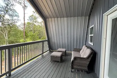 Image de Cool barn with Ac in charming Hastings