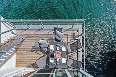 Image de Bora - On the Water, Rooftop Terrace, Beach Chair, Panoramic Views, Sauna