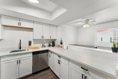 Image de Modern 1-Bedroom apartment Getaway with All the Essentials