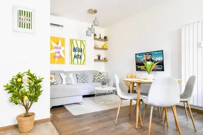 Image de Prime Sofia Stay: 2br Apartment by Vitosha Street