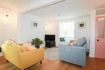 Image de Pandora Cottage Charming Seaside Escape in Newlyn!