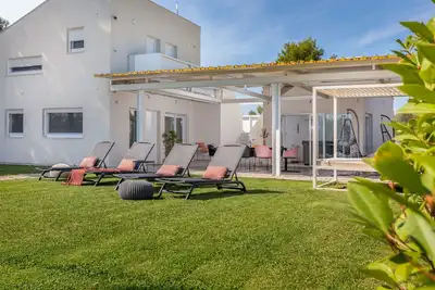 Image de Villa Shimunelka for 6 people near Fažana only 250 meters from the beach with jacuzzi