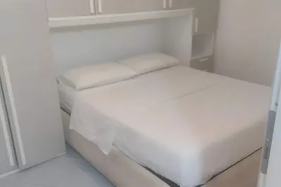 Image de Appartement '1 Vue Partielle sur la Mer' avec Jardin Commun, Wi-Fi et Climatisation