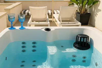 Image de P4t By The Sea With Jacuzzi - Terrace And Sea View- 20mt From The Beach