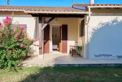 Image de Les Chambres De Ma’nous – Charme et détente en Dordogne Périgord Pourpre