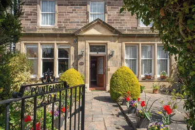 Image de A spacious, historic and beautiful Victorian property with exceptional sea and golf course views