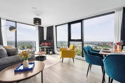 Image de 2 Bed Old Trafford Flat | Skyline Views