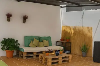 Image de « Casa Mercedes dans la Vega de Grenade » avec terrasse privée, jardin privé et balcon