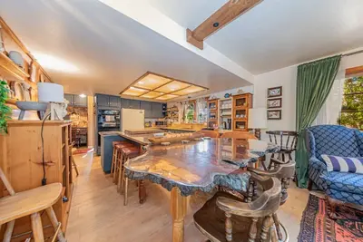 Image de Queen Anne Villa by Bass Lake, 20 min to Yosemite