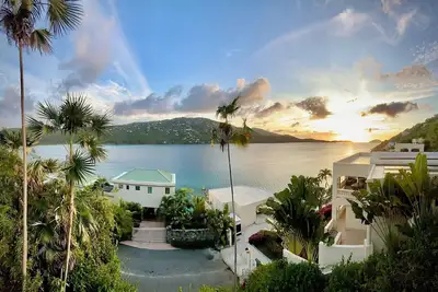 Image de Private Magens Bay Beach Villa, Stunning Views