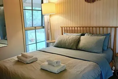 Image de Pillowood Cottage  3 (1Queen+2Twins) & Wood Stove