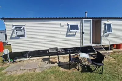 Image de Lovely 6 berth caravan at Harts Holiday Park in Kent ref 74072b