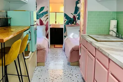 Image de \"La Grande\" Retro Escape