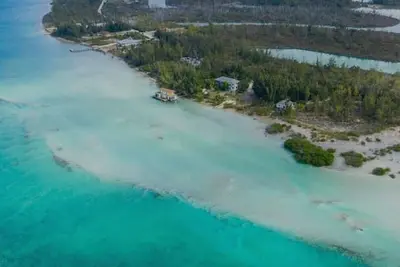 Image de Fly fishing - Flats fishing access from your front door \nPeaceful Paradise await