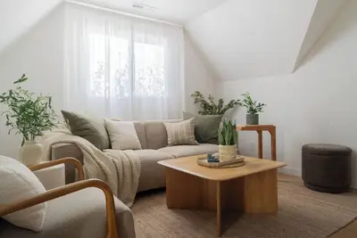 Image de Cozy Japandi inspired 2br apartment in Capitol Hill Neighborhood with Ac