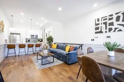 Image de 2br w/Balcony| Fairmount Park | 10 mins to Dt