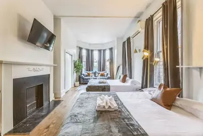 Image de New Studio | Center City | Sleeps 4 | Fast Wifi