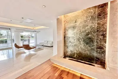 Image de Casino 3, 2 suites +1/2 bedroom, excellent location