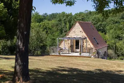 Image de Resoules I - 2 étoiles, piscine, charme et nature