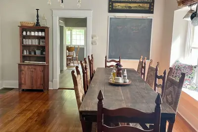 Image de Spacious 3 bedroom, 2 bathroom Home!