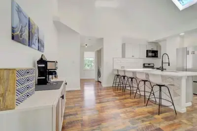 Image de Modern Lakeview Cottage