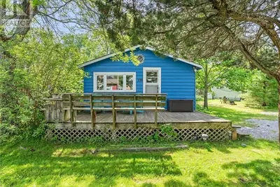 Image de Cozy Family Cottage Just 3 Minutes from the Beach – Sleeps 7