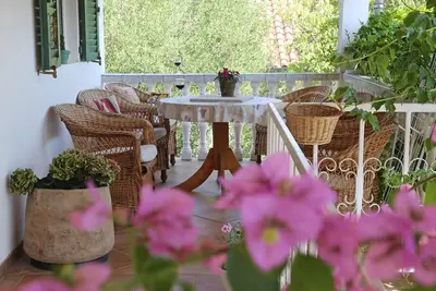 Image de Appartement d'une chambre avec la terrasse Seline, Paklenica (A-24806-c)
