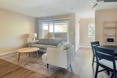 Image de Blueground | Pruneyard / Dry Creek, pool, nr Park