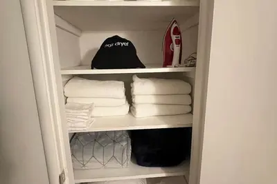 Image de Family friendly home a short distance from Old town Clovis!