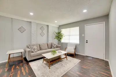 Image de Pet-Friendly Sachse Home: Large Fenced Yard