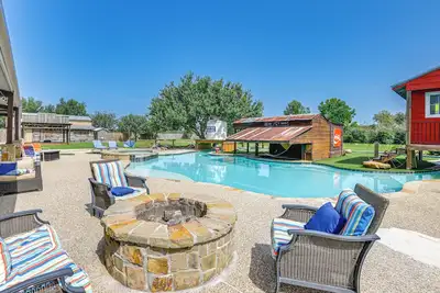Image de Lazy River Retreat in Cypress w/ Backyard Oasis!