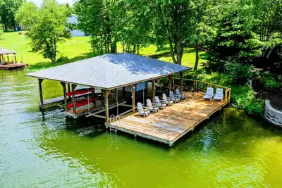 Image de 7br Lakefront Lake Anna Blue Sails - Waterfront