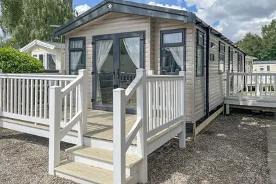 Image de Ousbrough Tail-Wag Retreat - Uk50088