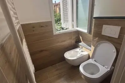 Image de Kiwi Home - Two Bedroom Apartment with Living Area, Kitchenette and Terrace