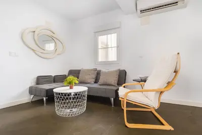 Image de Appartement Moderne et Lumineux avec Wi-Fi et Climatisation