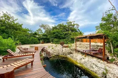 Image de Jungle Hideout | 2br w/ Pool, Rooftop & Jacuzzi