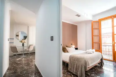 Image de Quality Homes Granada - Qh City Hall 03