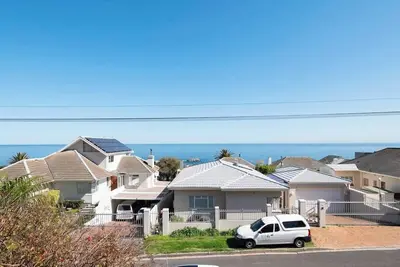 Image de Sante Fe' Cottage: Private 2-Bed Escape, Camps Bay